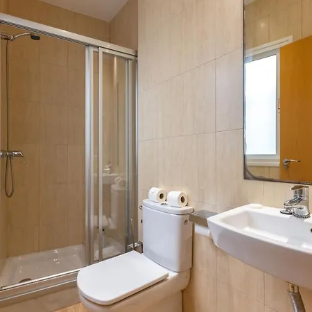 Terceros Center Deluxe By Valcambre * Sevilla