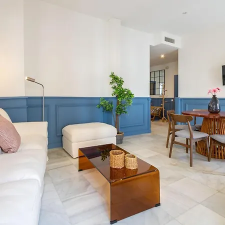 Terceros Center Deluxe By Valcambre * Sevilla